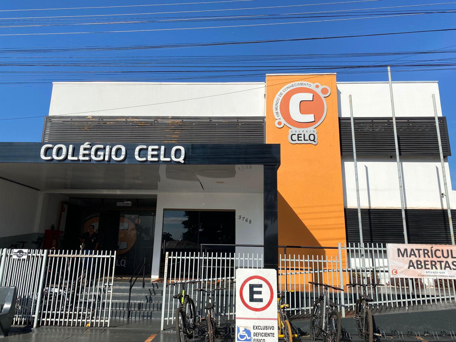 8beb6cbc cc60 4eb2 acd4 382133edc661