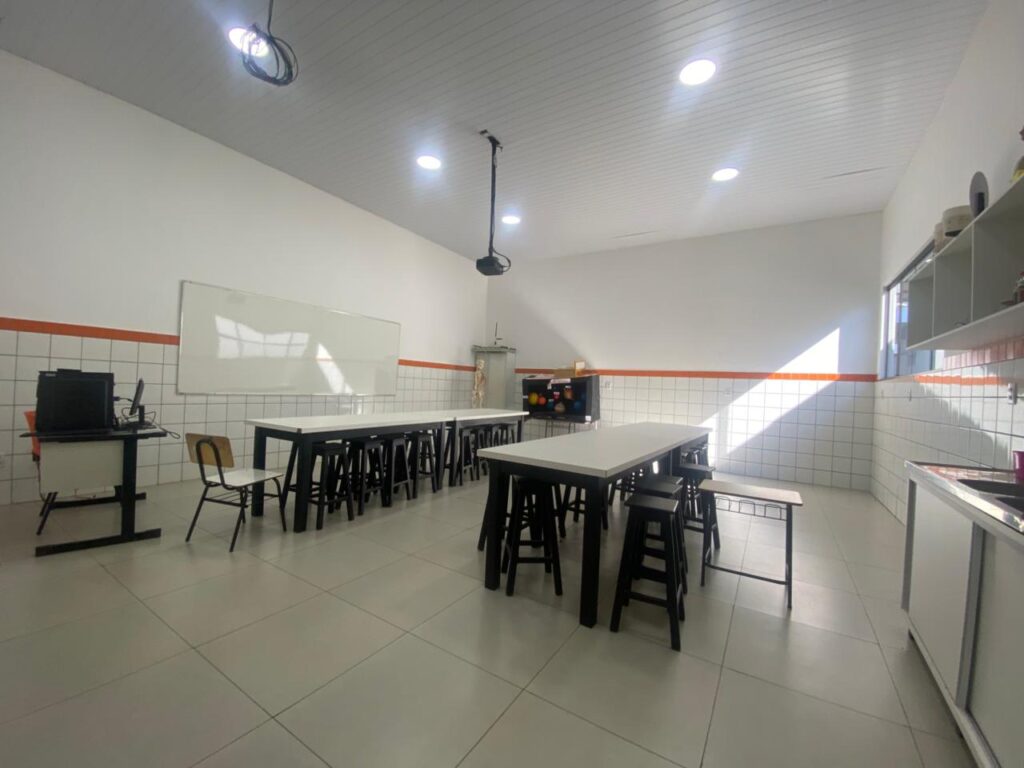 F58f208e 2641 434c 9095 7612a3aa7803