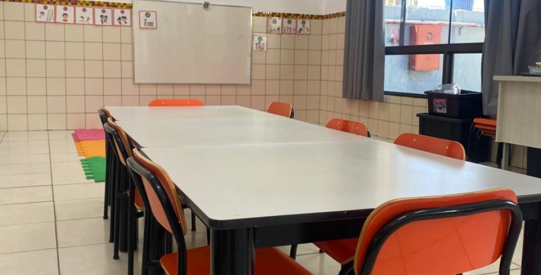 1433e274 3c3c 45bf b24d 00bc57d56eba